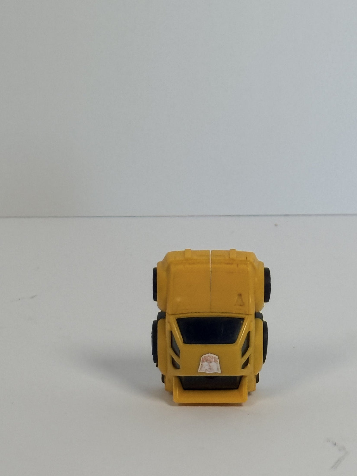 Cliffjumper yellow minibot