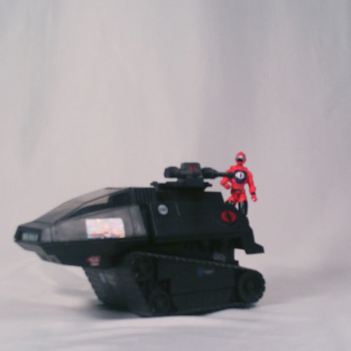Cobra HISS tank side view