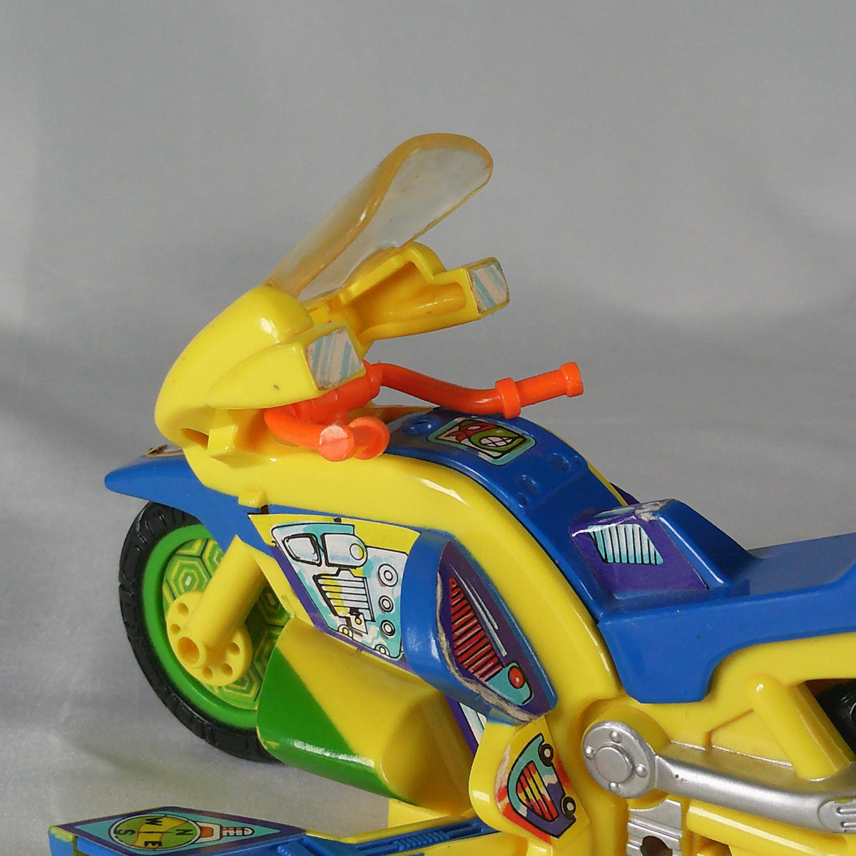 TMNT Channel 6 Ninja Newscycle 1991 - photo 2