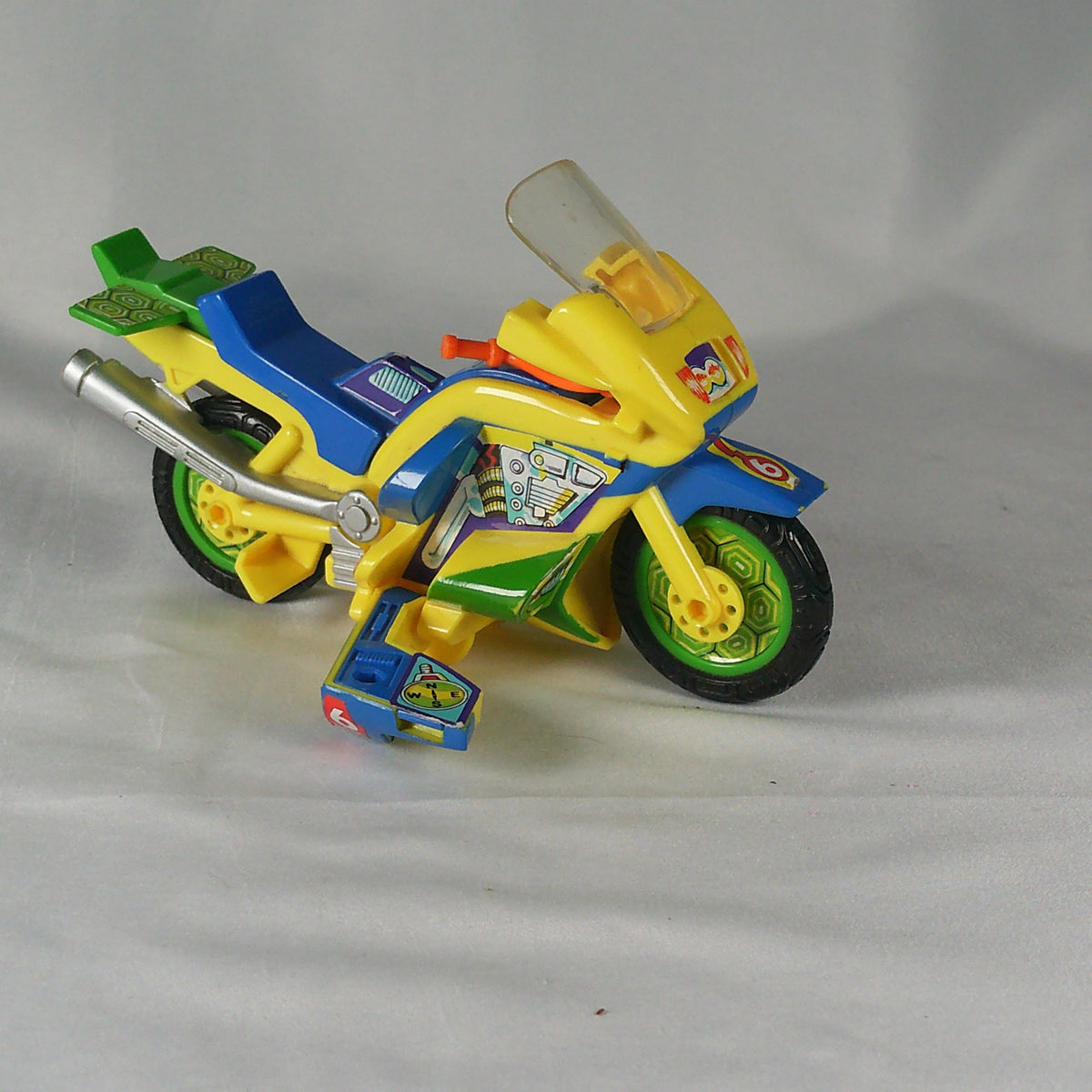 TMNT Channel 6 Ninja Newscycle 1991 - photo 4